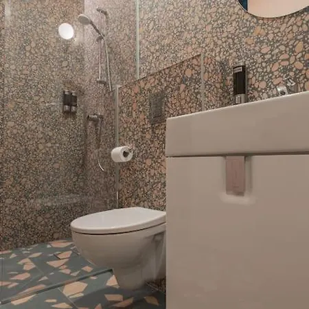 Apartment Resume Apartments, Swimmer No 7 By Urban Rent Kaunas